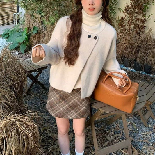 Two-button Designer-style Solid-color Knit Cardigan